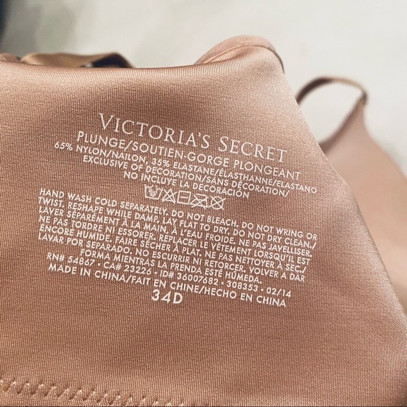Victoria’s Secret Push-Up Bra - Picture 4 of 4